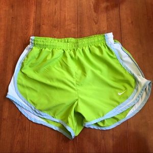 Nike Shorts Dri Fit Women’s Size S